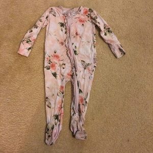 Vintage Pink Rose Zippered Footie